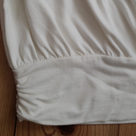 Cream max edition stretch top - Picture 3 of 4